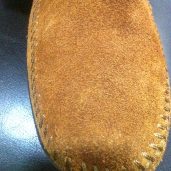 Minnetonka Hightop BackZip Boot - Picture 5 of 7